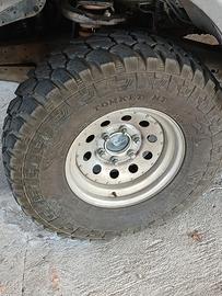 gomme 285 75r16 