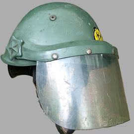 elmetto italiano tipo M33 Polizia ordine pubblico