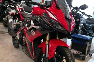 Qj Motor SRK 125r TUA A 45€ AL MESE