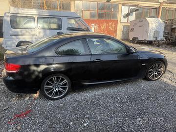 Bmw 320d coupe sinistrato