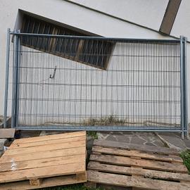 recinto in ferro con basamento cemento