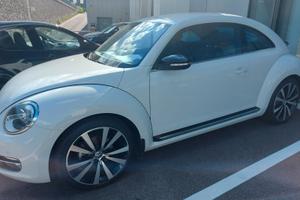 VOLKSWAGEN Maggiolino - 2016