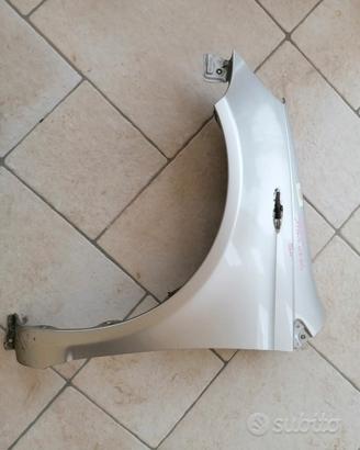 parafango sx toyota yaris 