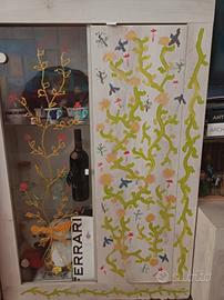 vetrina vintage dipinta a mano