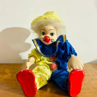 Decar. Clown pagliaccio seduto. Vintage