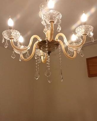 Lampadario in cristallo