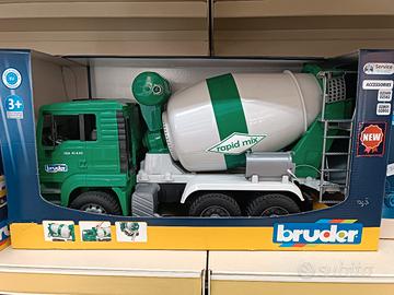 Autobetoniera MAN TGA Bruder