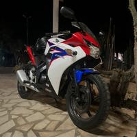 Honda cbr 125 r