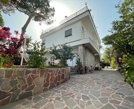 Villa bifamiliare San Felice Circeo