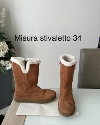 Stivaletto Geox alto scamosciato