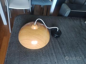 Lampadario effetto legno