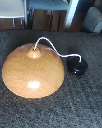 Lampadario effetto legno