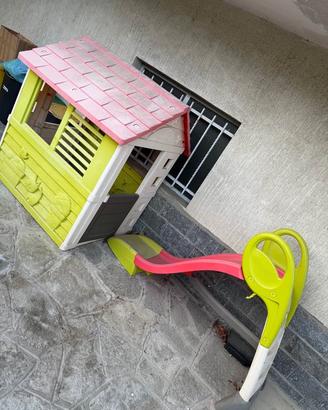 Casetta per bambini con scivolo – gioco da giardin