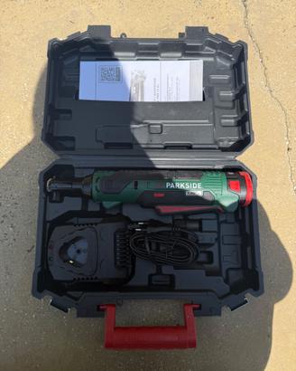 Avvitatore ricaricabile a cricco 12 V