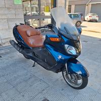 Suzuki Burgman 650 Full Optional