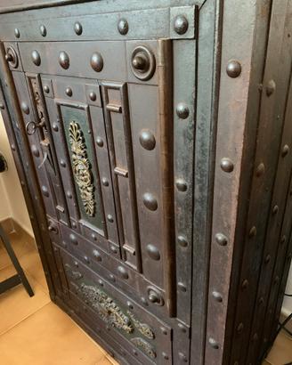 Cassaforte 1800 permuto anche