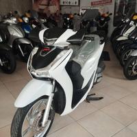 SPLENDIDA OCCASSIONE HONDA SH 125 FUL LED  S BIANC