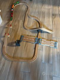 Pista treno Brio in legno e trenini