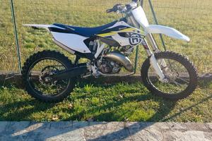 Husqvarna TC 125 