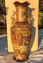 Maestoso vaso da  pavimento porcellana orientale