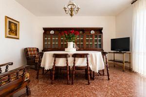 VILLA SINGOLA A STRONCONE