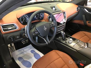 Maserari Ghibli versione Modena 350 cv