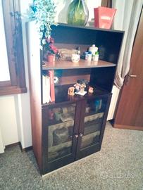 mobile vetrina ,con ante a vetro 1970