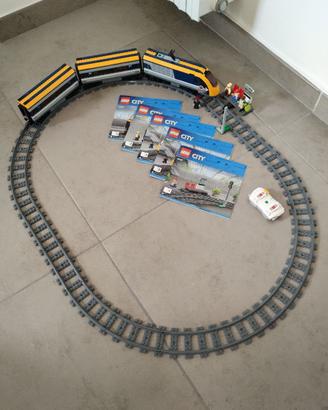 Lego City 60197 Treno passeggeri - Passenger Train