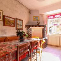 3 LOCALI A ROÈ VOLCIANO