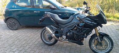 Triumph Tiger 1050