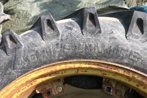 Ruote trattore 13.6r38