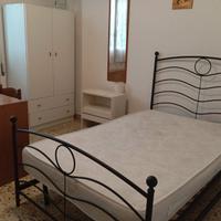 Lecce- Camera Arredata in appartamento