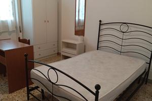 Lecce- Camera Arredata in appartamento
