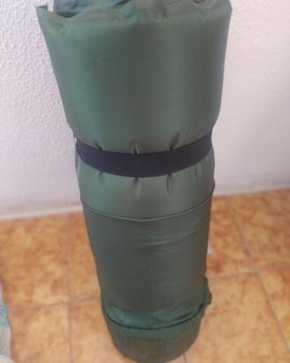 Tappetino per sacco a pelo usato una sola volta