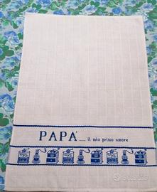 Asciugamano con ricamo  e dedica al papà 