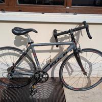 Bici corsa Fuji