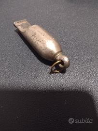 FISCHIETTO A TRILLO ROTONDO IN OTTONE CROMATo