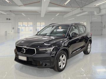VOLVO XC40 T2 ESSENTIAL SUV