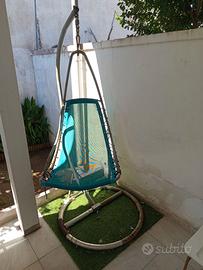 Poltrona sospesa da giardino completa di cuscino