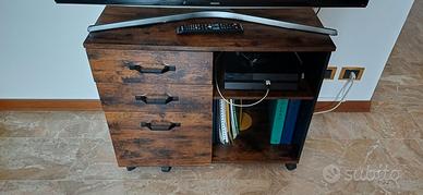 Porta TV stile industriale  
