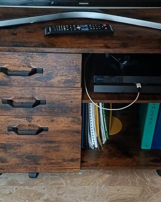Porta TV stile industriale  