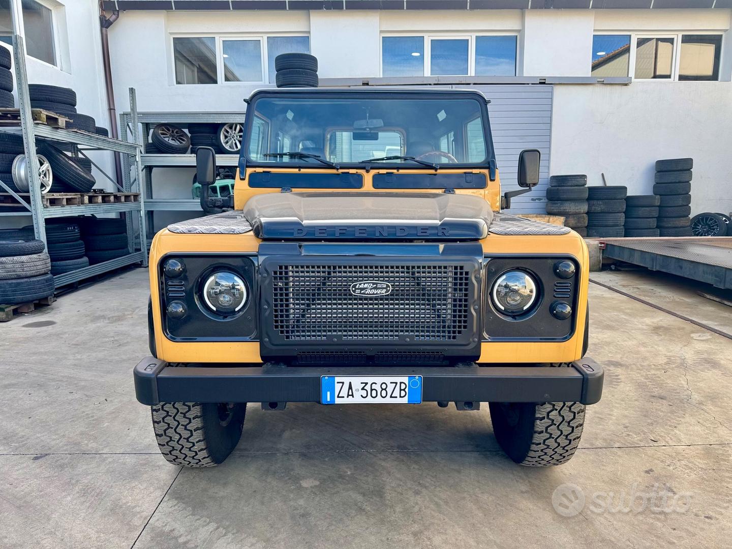 Land Rover Defender