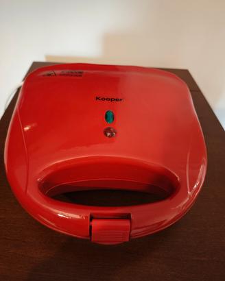 toast - Tostiera rossa