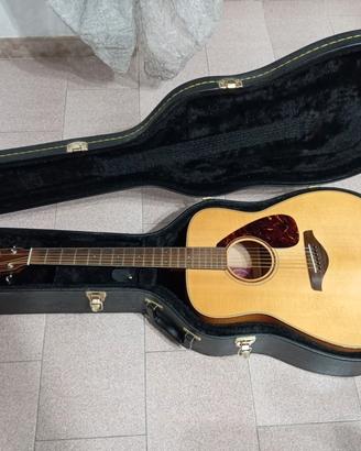 Yamaha FG750S