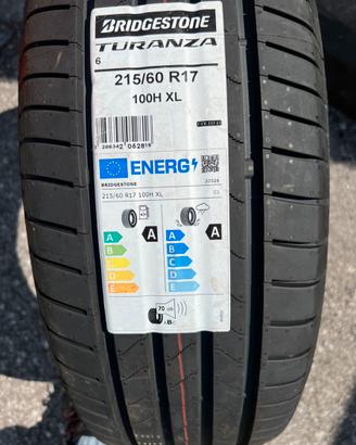 215/60 R 17 bridgestone nuove