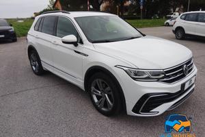 Volkswagen Tiguan 1.5 tsi R-Line 150cv dsg