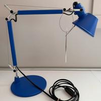 Lampada da tavolo tolomeo micro blue klein