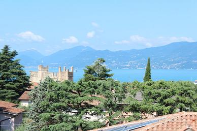 ATTICO A TORRI DEL BENACO