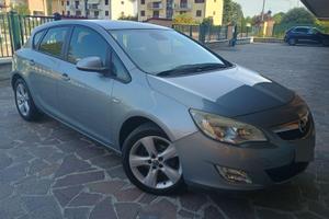 Opel Astra 1.3 CDTI 95 CV 230.000 km