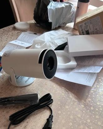Proiettore Home Theater Ultra HD 4K con WiFi